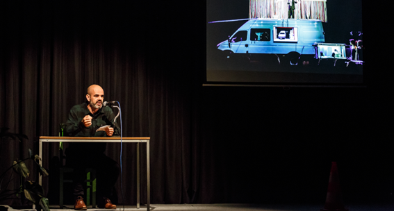 Teatro de Ferro apresenta ‘A Revolta dos Objectos: Uma Conferência Animada’ em Pareces de Coura