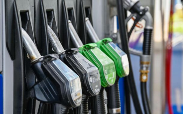 Preços dos combustíveis continuaram a escalar esta terça-feira (e vão continuar)