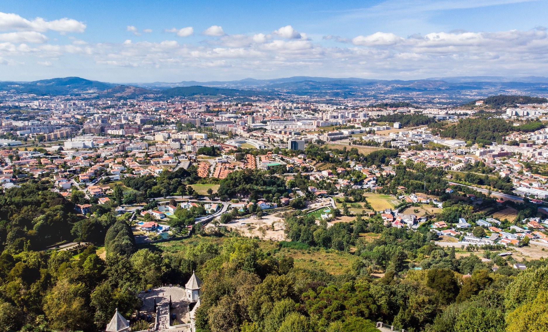 Câmara de Braga investe meio milhão de mil euros para melhorar eficiência energética de 200 casas