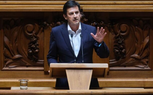Bracarense Rui Rocha é candidato à liderança da IL para fazer “oposição feroz” ao PS
