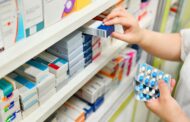 Governo admite que preço dos medicamentos pode subir para compensar “aumento inusitado” dos custos de produção
