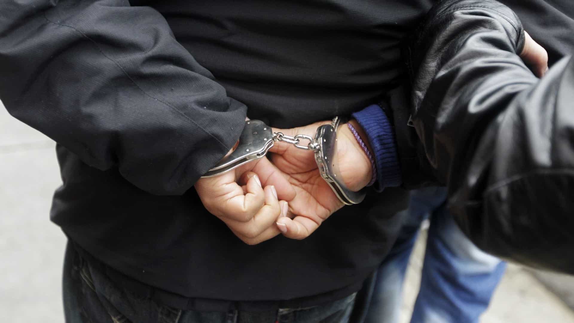 Homem detido em Viana do Castelo por agredir “com violência” a mulher
