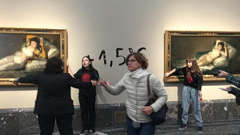Pinturas de Goya ‘atacadas’ e aviões particulares bloqueados por activistas ambientais em Espanha e Amesterdão