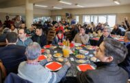 Presidente da Câmara de Braga almoça com sem-abrigo