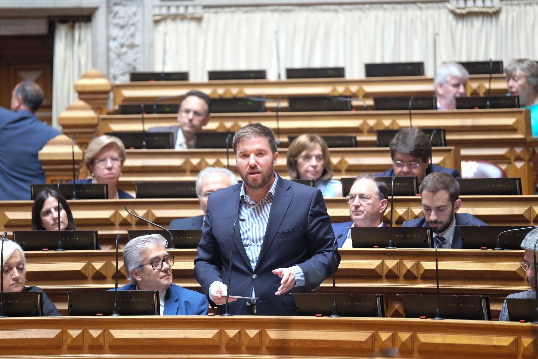 Parlamentar de Guimarães quer resposta estruturada sobre serviços de urgência e critica PSD