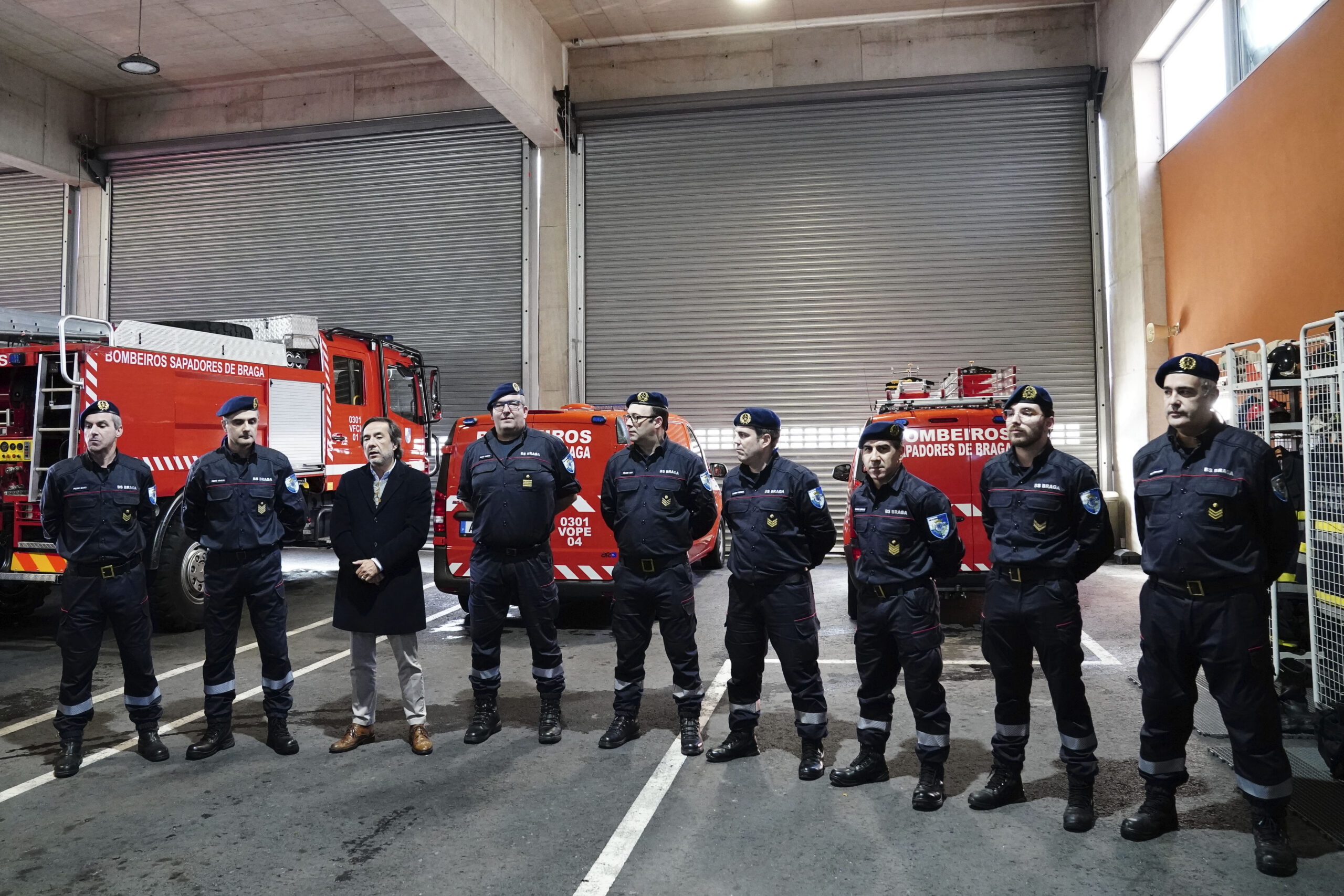 Bombeiros Sapadores de Braga com nova farda para uso diário