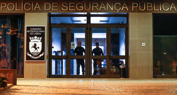 PSP ‘apanha’ grupo que assaltava com arma de fogo falsa