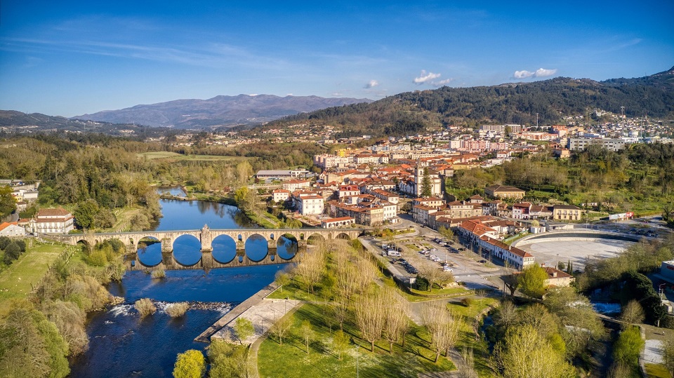 Ponte da Barca apela a doação de pilhas e lanternas para Ucrânia