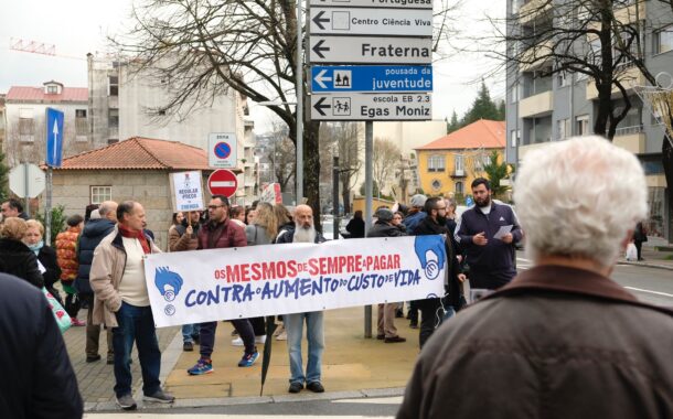 ‘Os Mesmos Sempre a Pagar’ decreta em Guimarães ‘antecipação do fim do mês’ contra aumento dos preços