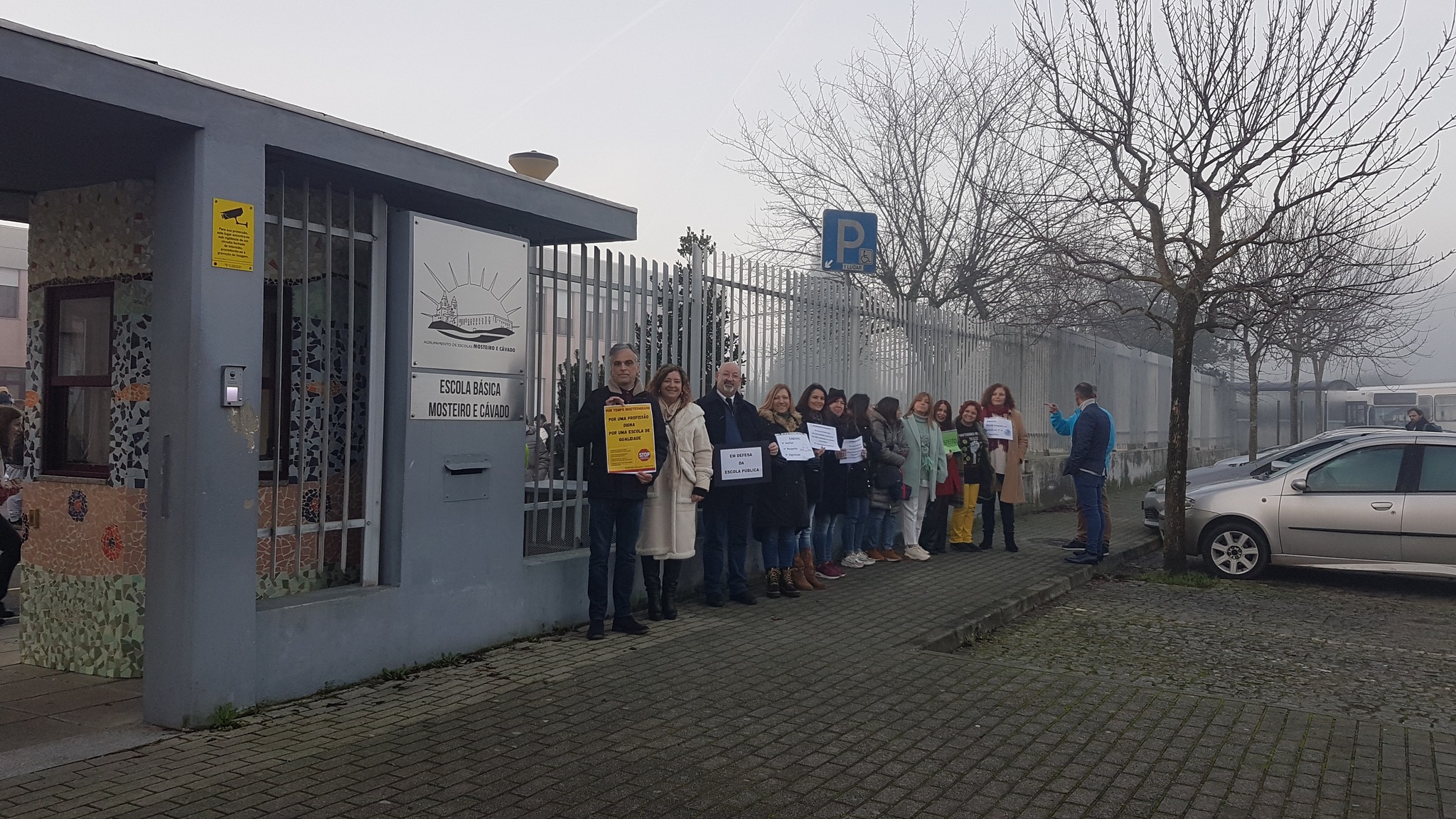Sindicatos de professores convocados para ronda negocial nos dias 18 e 20
