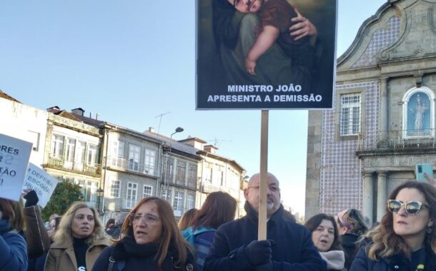Pestana junta-se aos protestos dos ‘prof’s’ em Braga e Guimarães