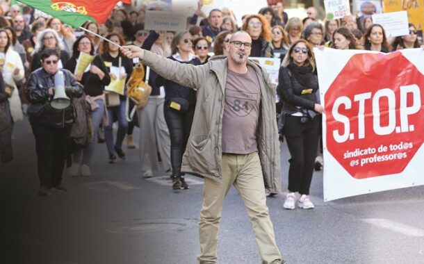 Maioria dos portugueses concorda e apoia greve dos professores, revela sondagem