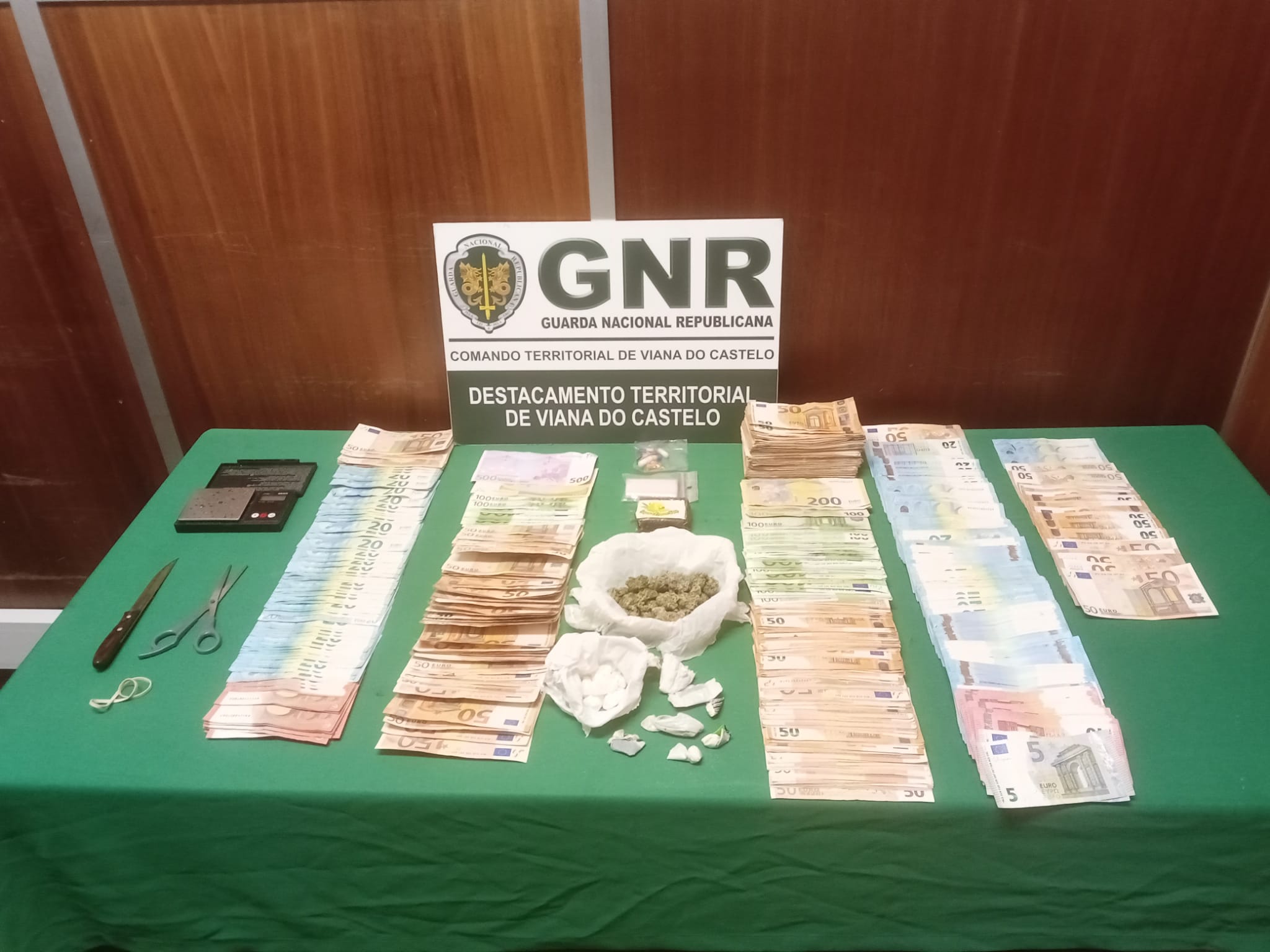 GNR apreende 55 mil euros em detenção por tráfico em Viana do Castelo