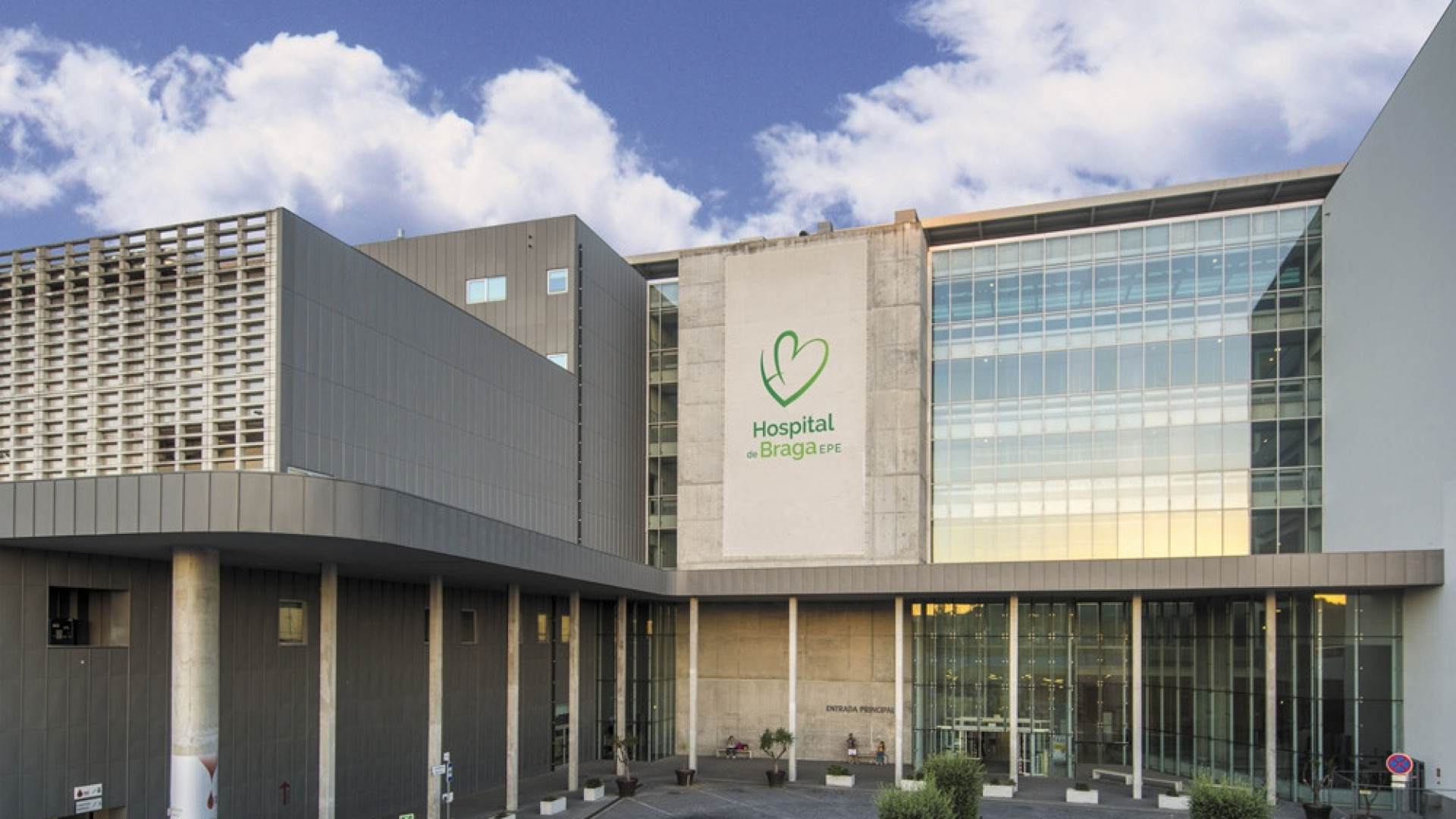 Hospital de Braga recebeu esta segunda-feira mais 110 médicos internos