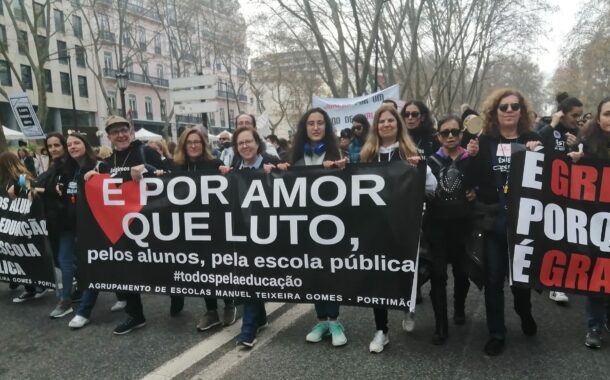 Governo nega estar a tentar dividir sindicatos de professores