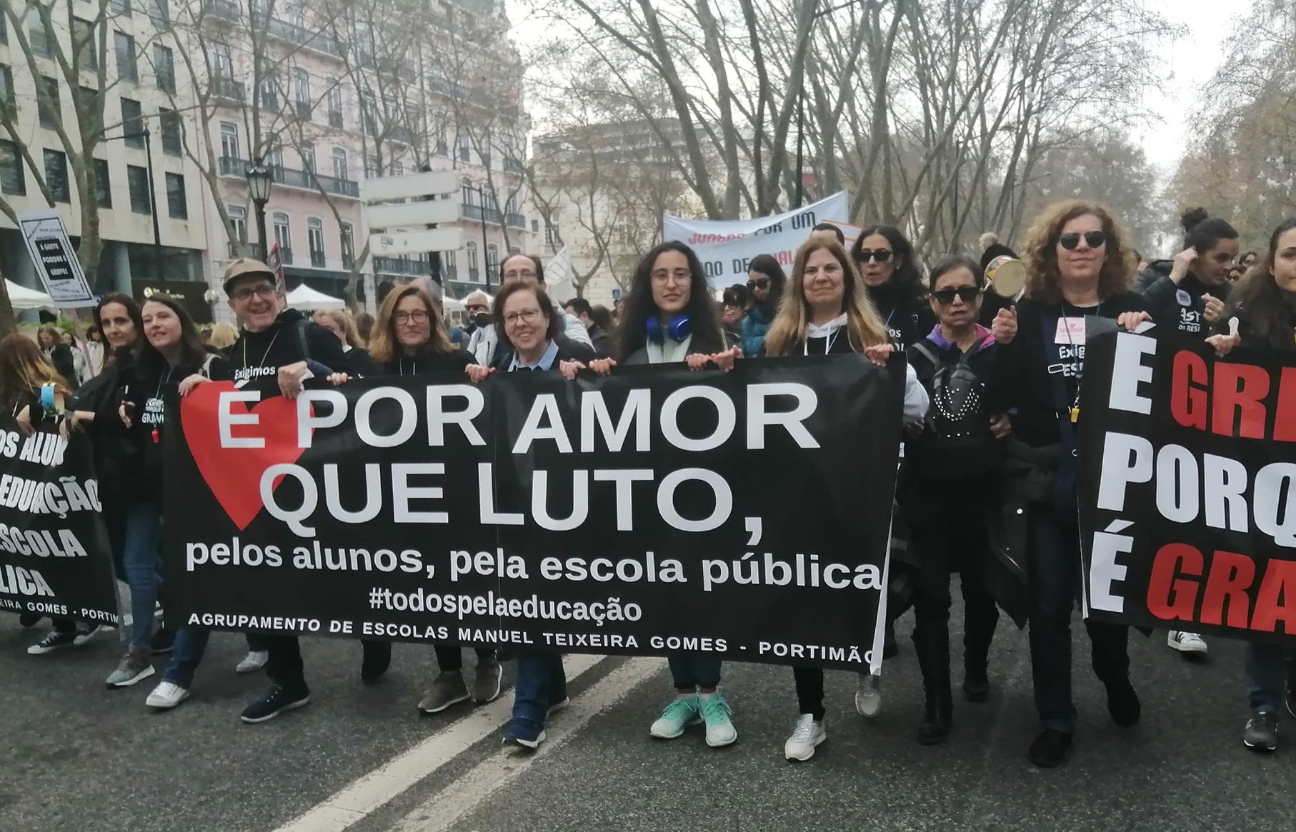 Governo nega estar a tentar dividir sindicatos de professores