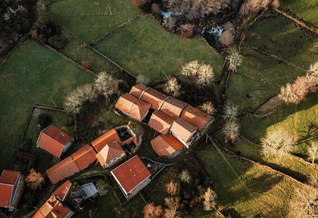 Compra meia aldeia que descobriu no Parque Peneda-Gerês quando fazia o Caminho da Geira