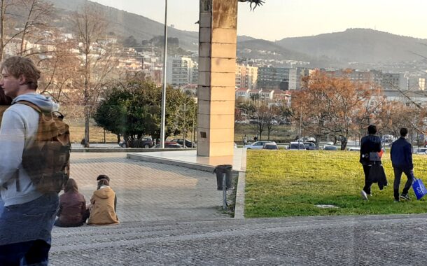 Alunos da UMinho protestam esta quinta-feira contra “barreiras” no ensino superior que “deixam estudantes para trás”