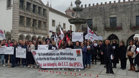 Centena e meia de trabalhadores das Misericórdias do Alto Minho em luta por contrato colectivo