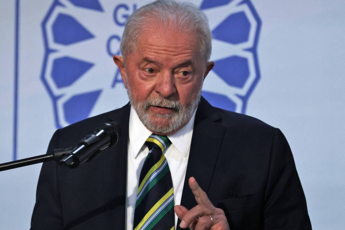 Lula da Silva condena invasão da Ucrânia após críticas dos EUA e da UE