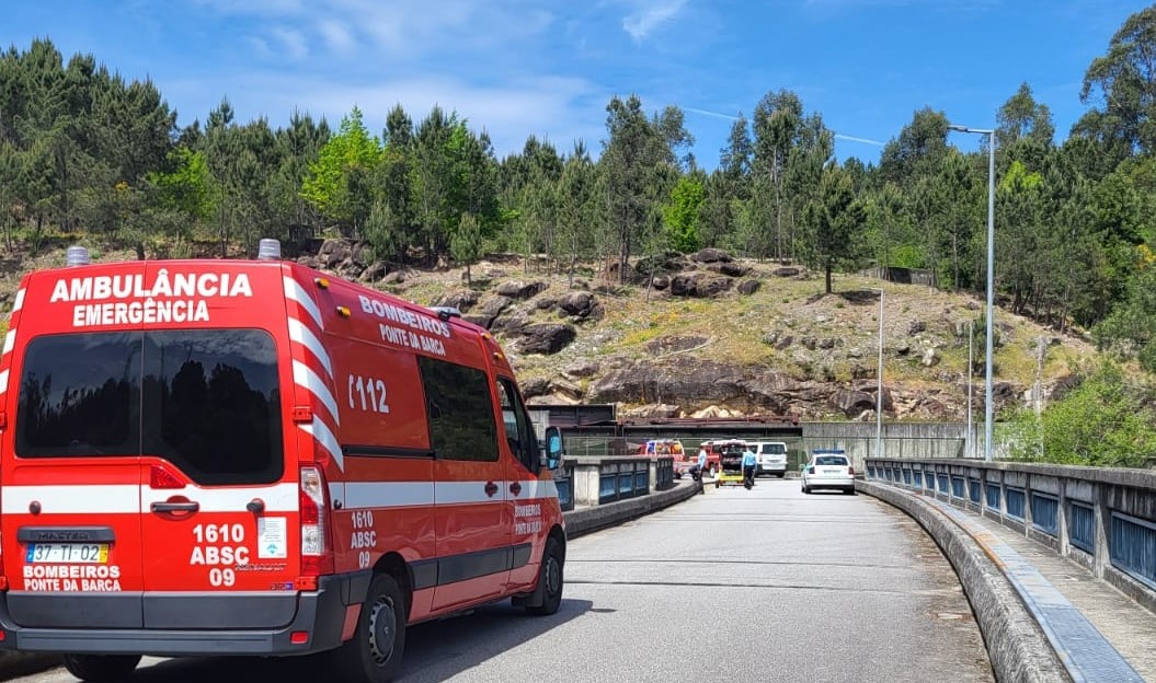 Resgatado corpo de homem desaparecido na Barragem de Touvedo em Ponte da Barca