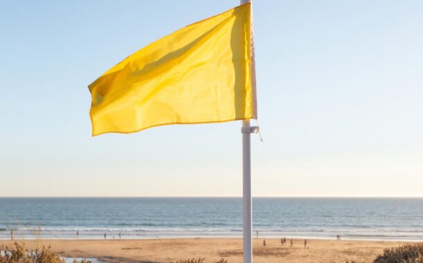 ‘Mar de Inverno” deve ser tratado como bandeira amarela, alertam nadadores salvadores