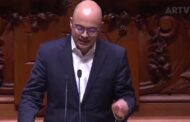 IL ameaça só ter um deputado em plenário caso boas-vindas a Lula sejam no 25 de Abril