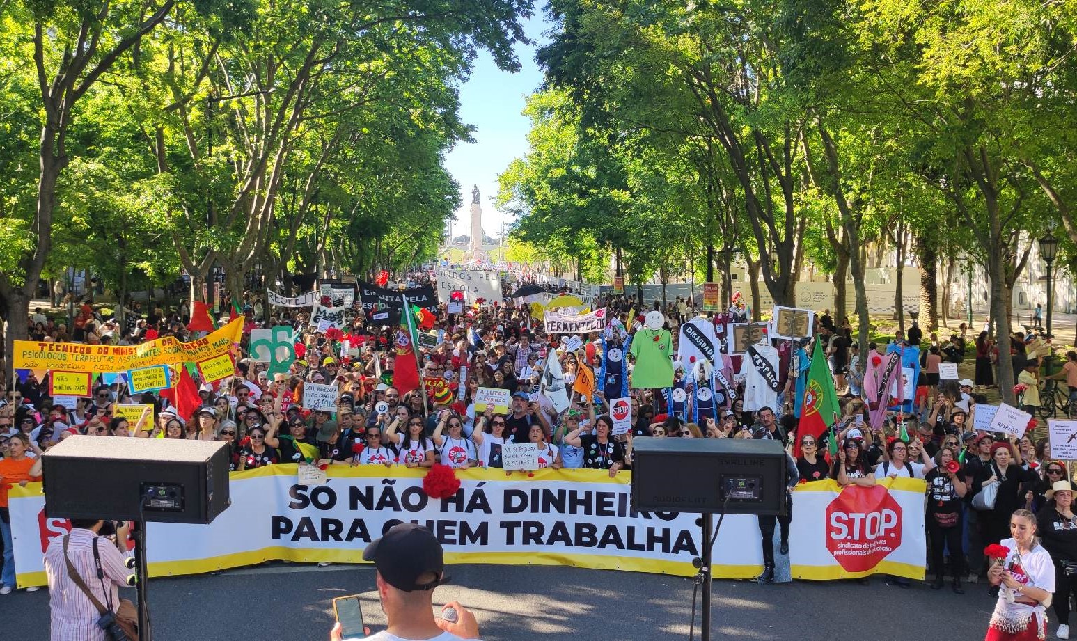Stop acusa Marcelo de “um dos maiores ataques” aos professores