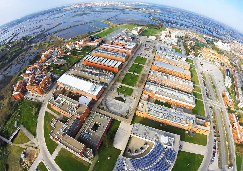 Accionaram alarme para roubar computadores na Universidade de Aveiro