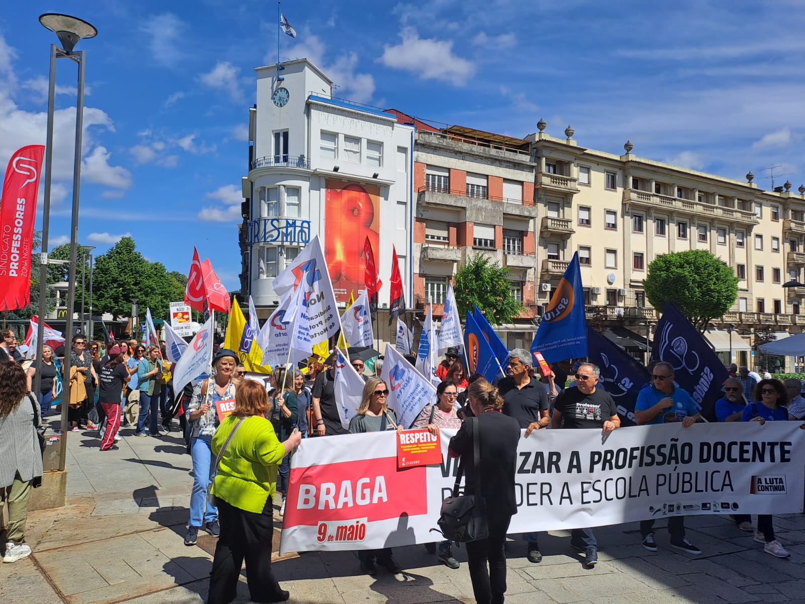 Professores de Braga na rua (também) contra novo regime de concursos