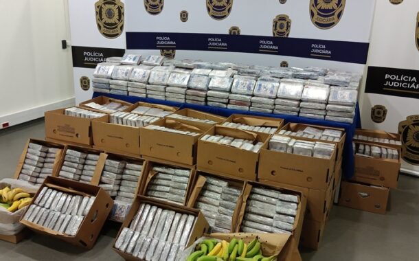 Cocaína em paletes de bananas vale “mais de 100 milhões de euros”, diz PJ