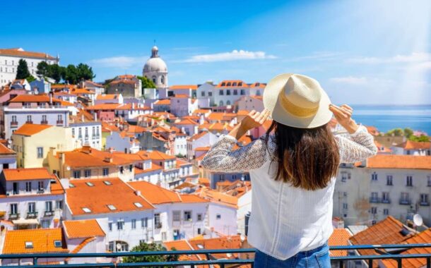 PGR alerta para burlas em arrendamentos de casas para férias e estudantes