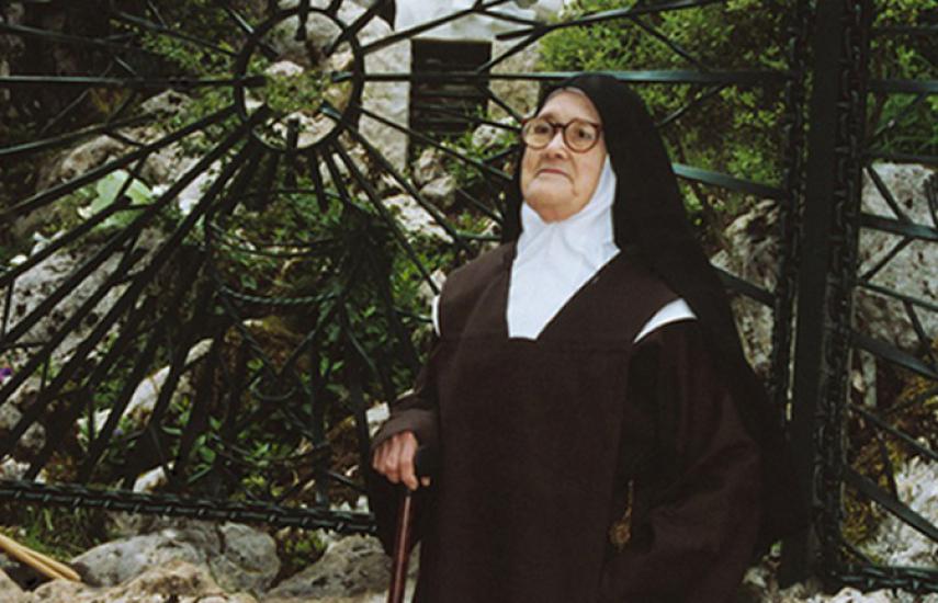 Leitura do decreto papal que confirma “virtudes heróicas” da Irmã Lúcia marcam missa da peregrinação a Fátima