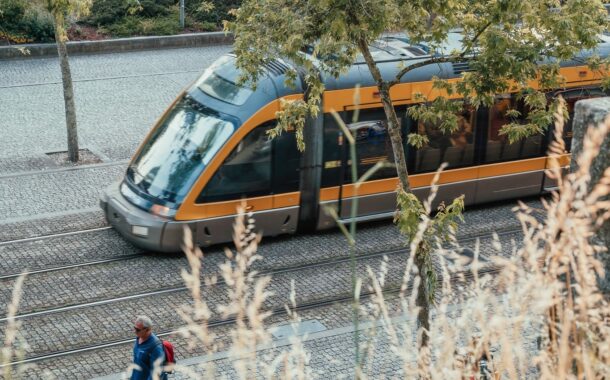DST Solar concorre ao ‘metrobus’ do Porto