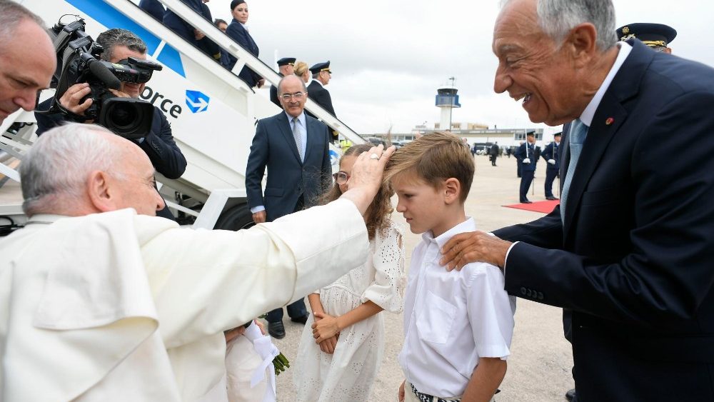 Guerra, pobreza, clima, migrações e “contributo feminino”, estes os alertas do Papa dirigidos aos jovens
