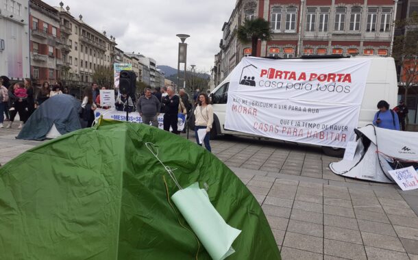 Movimento Porta a Porta promove “acampamento e sátira” em Braga