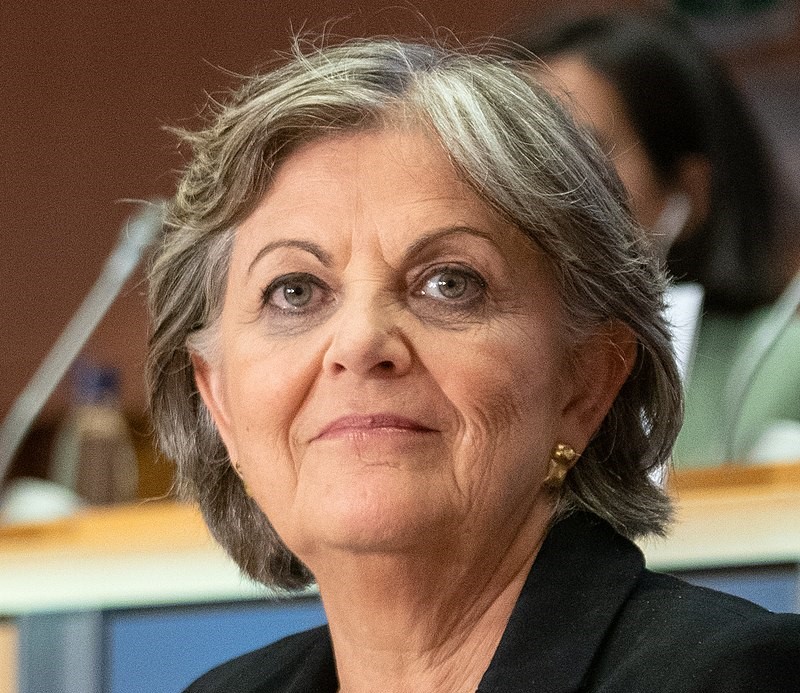 Problema de Portugal é falta de “qualidade de vida”, diz Elisa Ferreira