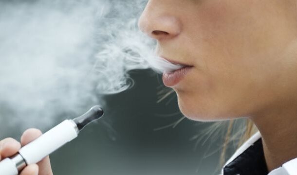 França quer proibir cigarros electrónicos descartáveis
