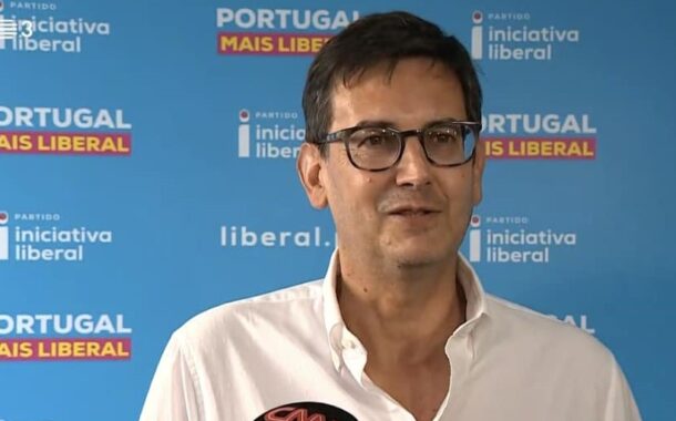 Líder da Iniciativa Liberal diz-se cansado de ver país 