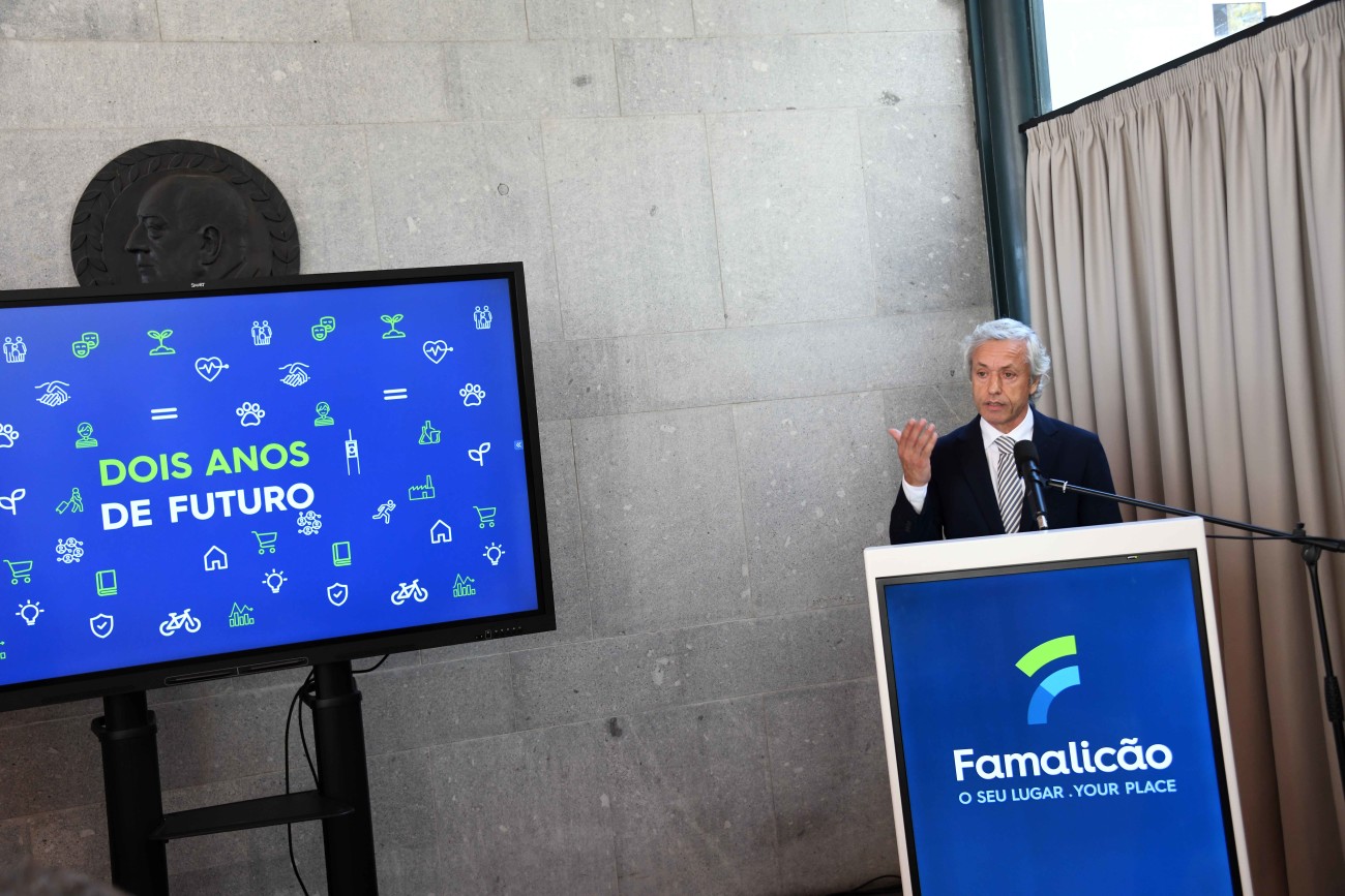 Presidente da Câmara de Famalicão faz balanço “extremamente” positivo” dos primeiros dois anos de mandato