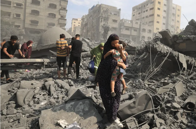 MNE em contactos para a saída de “pequeno número” de portugueses de Gaza