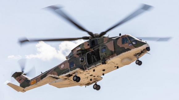 Helicóptero da Força Aérea resgata montanhista ferido em Castro Laboreiro