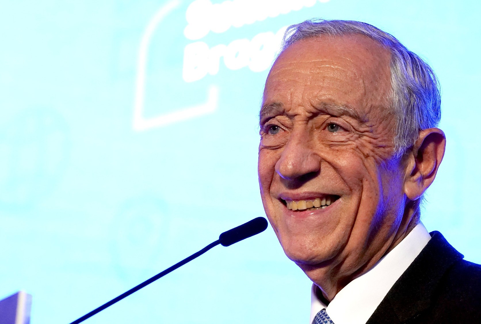 Presidente convoca partidos e Conselho de Estado. Marcelo fala ao país na quinta-feira