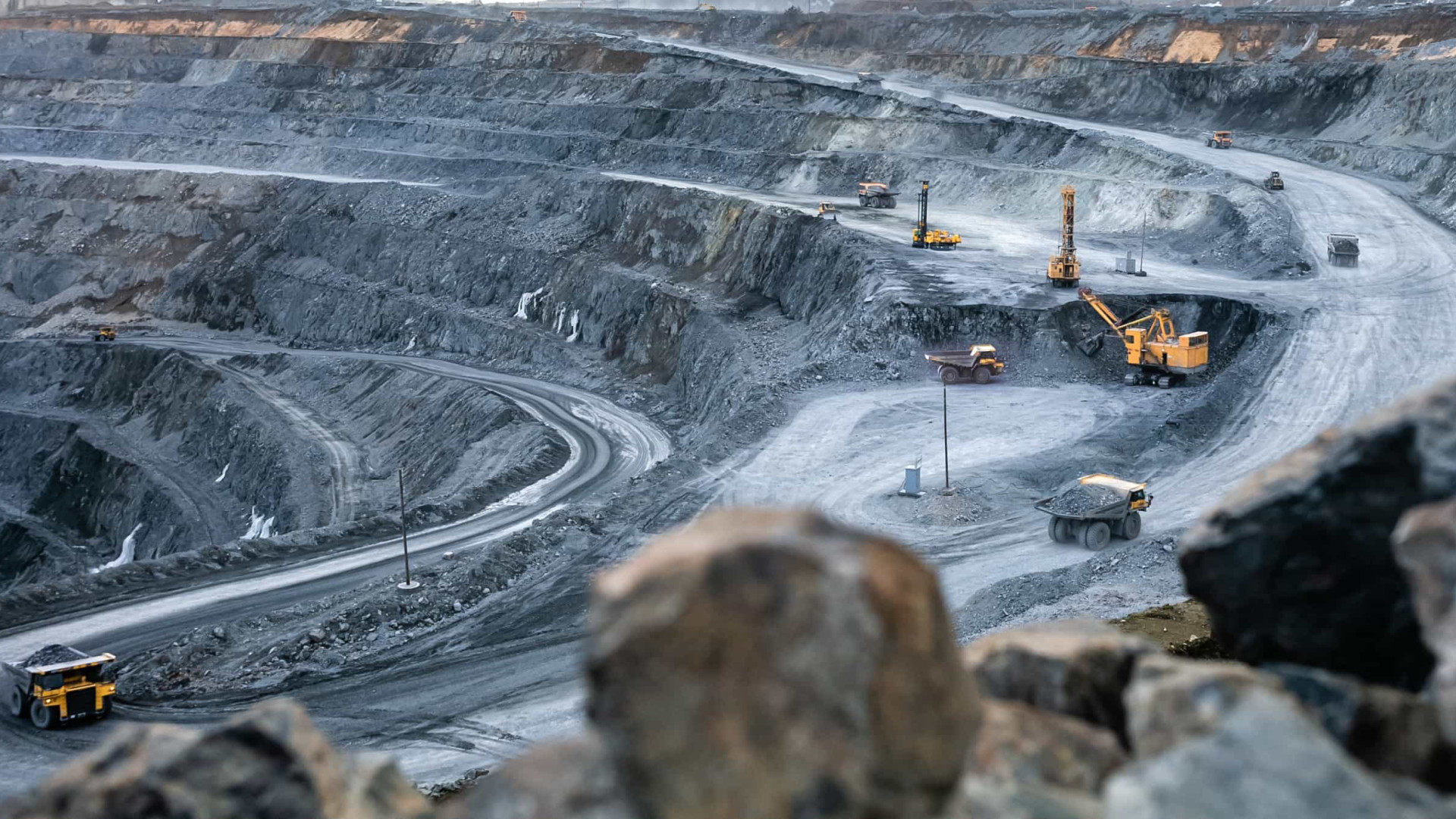 Suspeitas no lítio e hidrogénio mostram que sector “não pode ser negócio”, dizem activistas do Climáximo