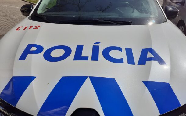 Trio de Famalicão apanhado a roubar de máscara e capuz em Santo Tirso