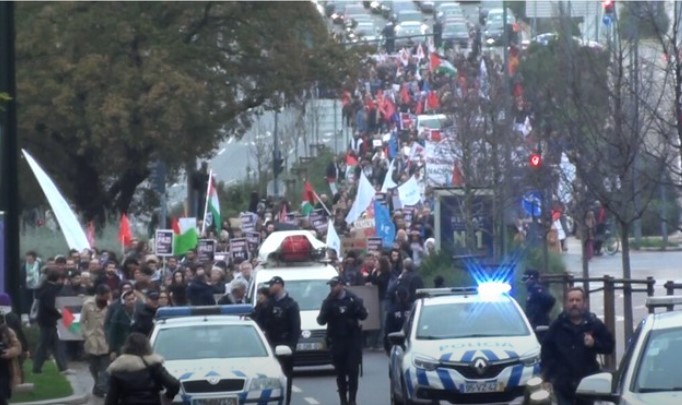 Milhares manifestam-se em Lisboa contra “genocídio na Faixa de Gaza”
