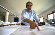Souto de Moura recebe mais alta distinção do Ministério da Cultura de França