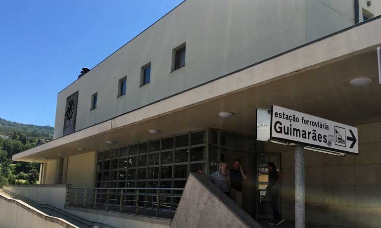 Guimarães reforça linha de ferro até Lordelo