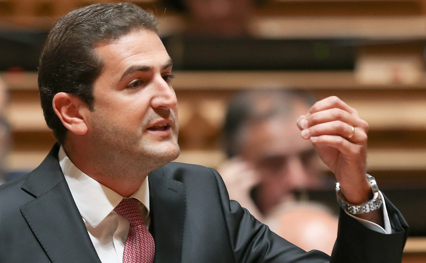 Hugo Soares acusa Chega de “populismo no seu estado puro” e “doses de demagogia”