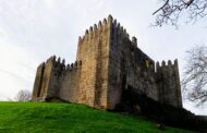 Castelo de Guimarães reabre (condicionado) esta quinta-feira